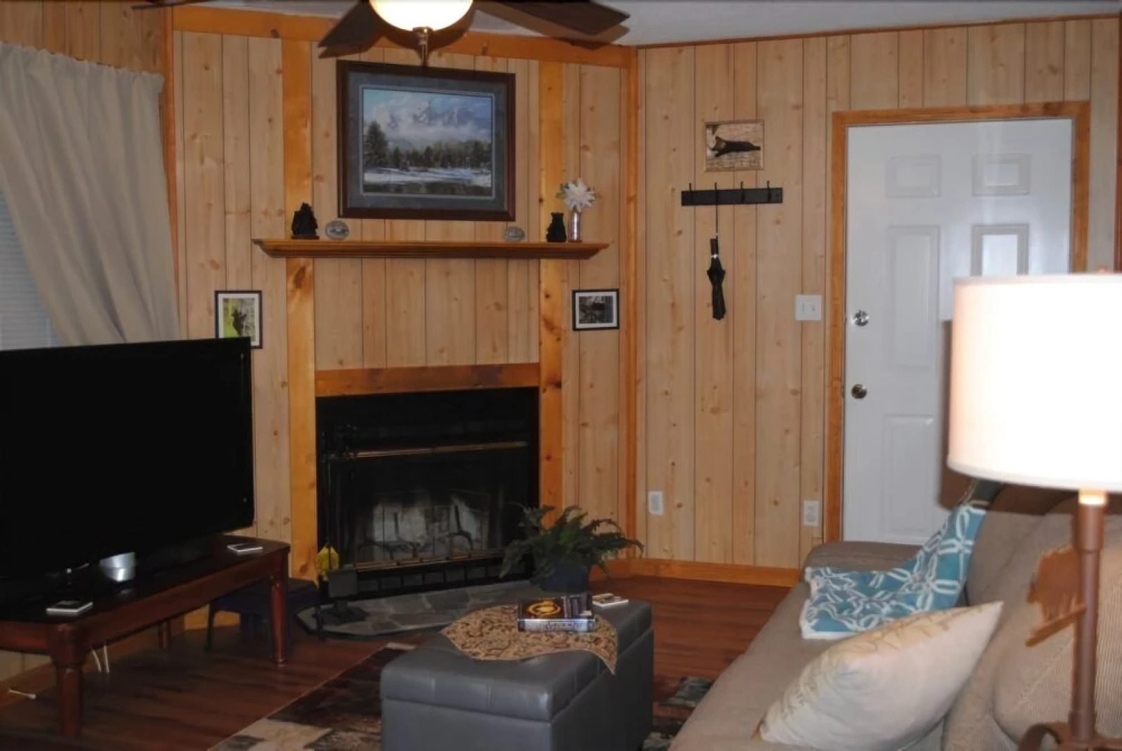 1 Playful Cub - 1 Bedrooms, 1 Baths, Sleeps 4 Cabin
