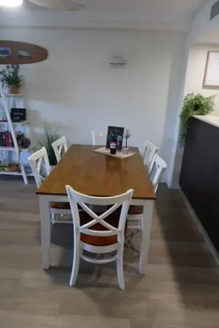 Ground Floor Luxury Oceanfront Apartment