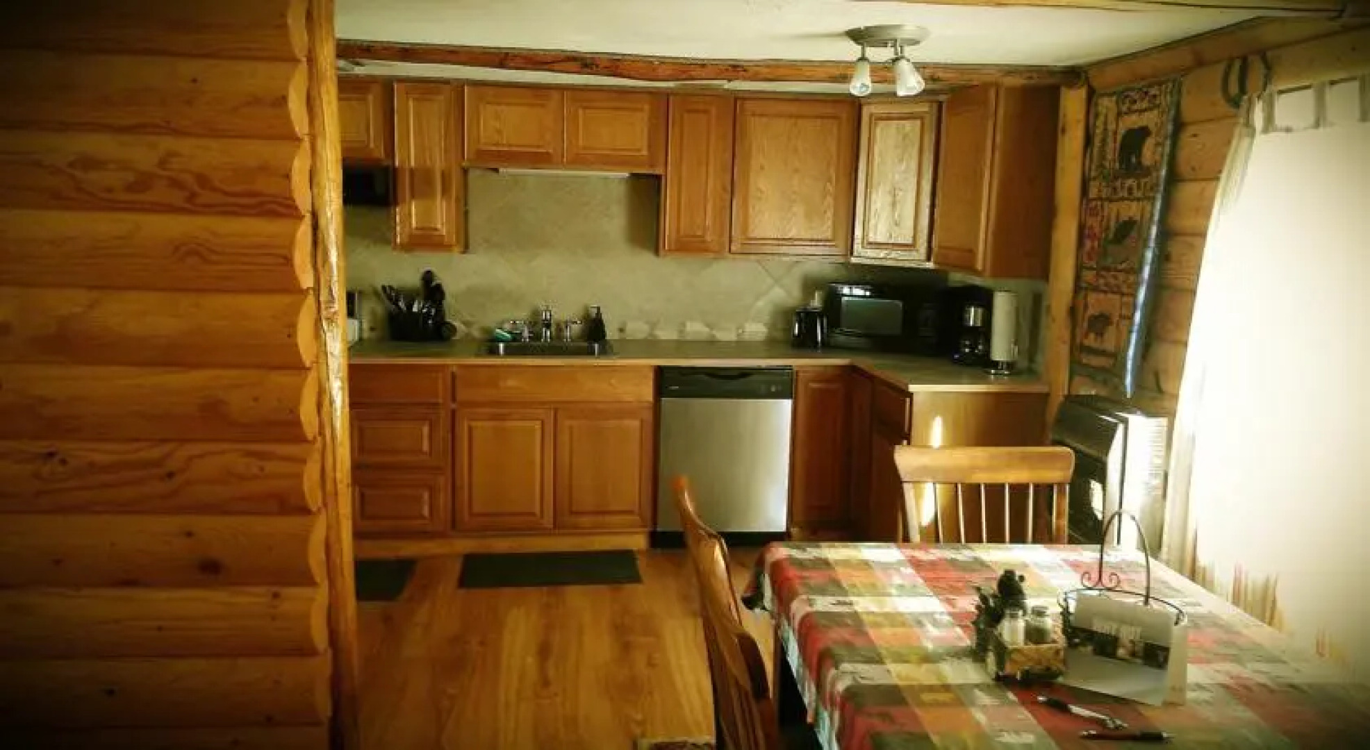 Wapiti Mountain Cabin