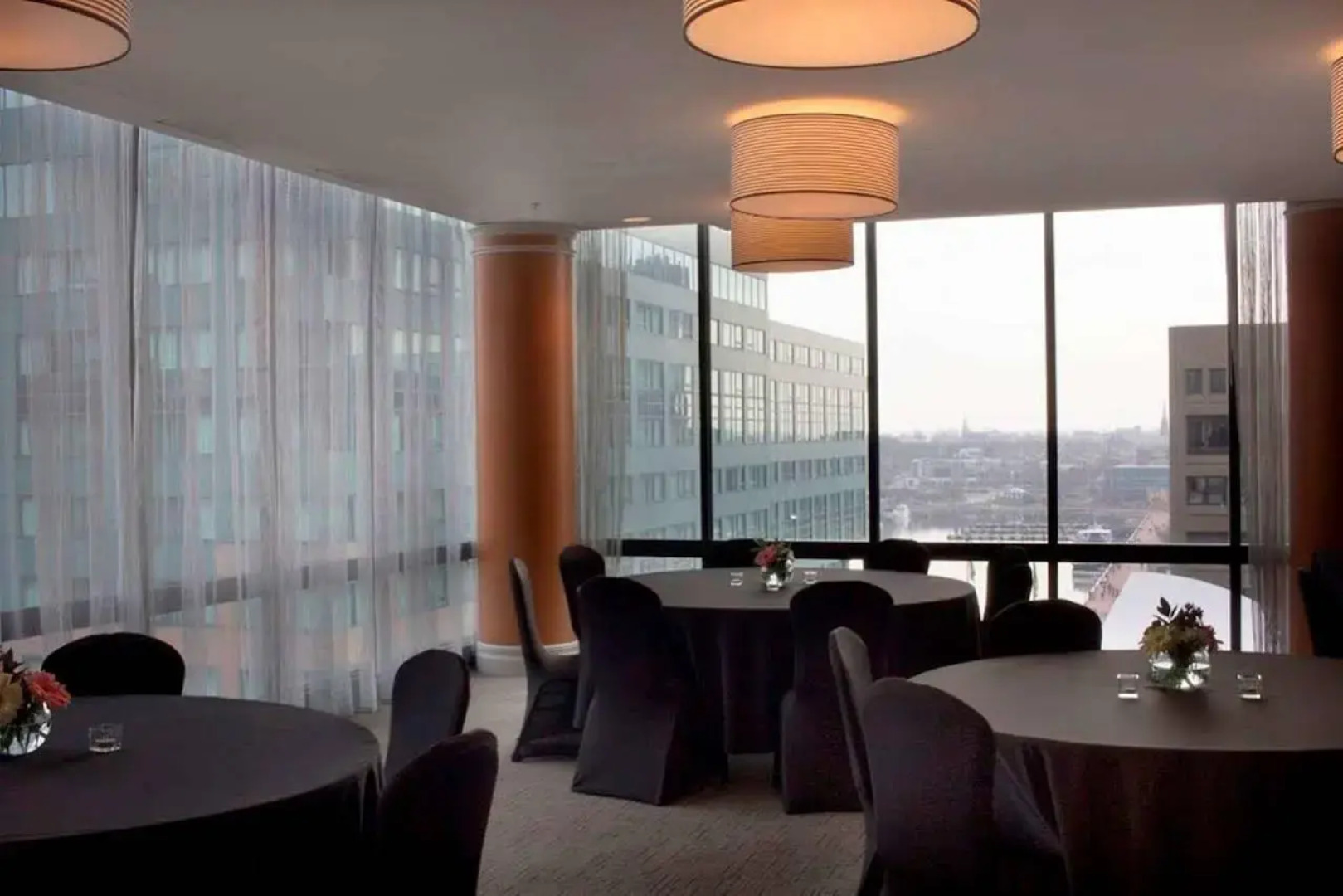 Comfort Inn & Suites Baltimore Inner Harbor