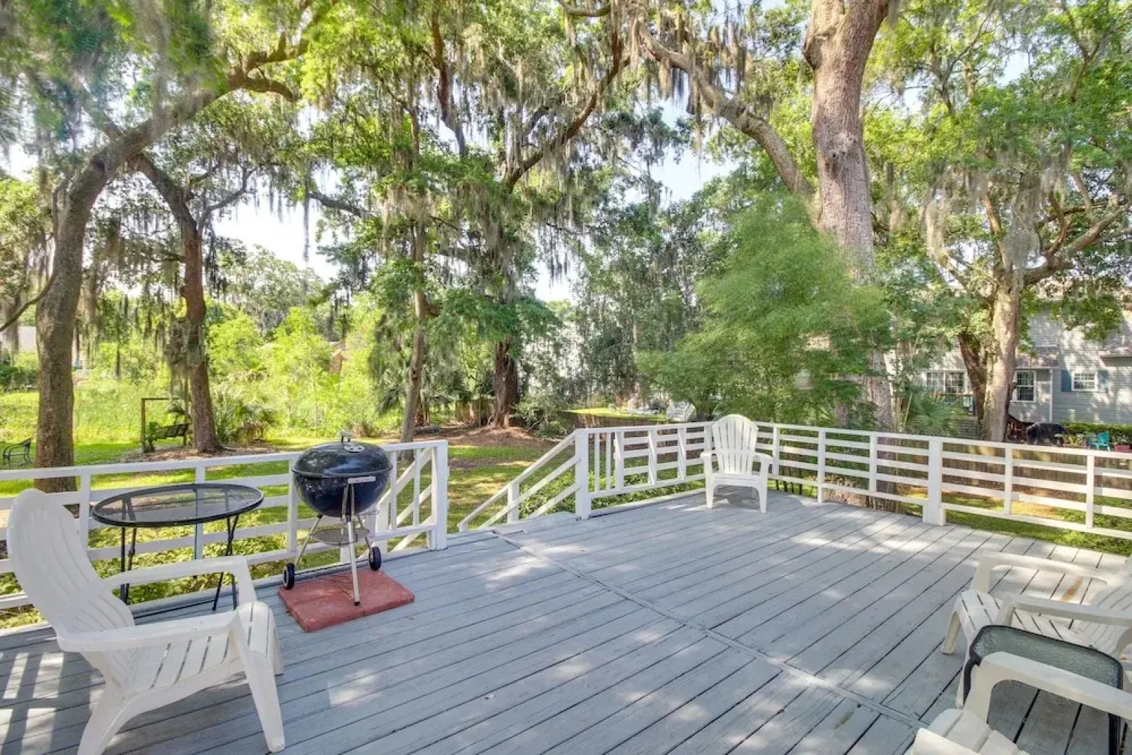 Proximity Place, Cozy Savannah Home w/ Deck!
