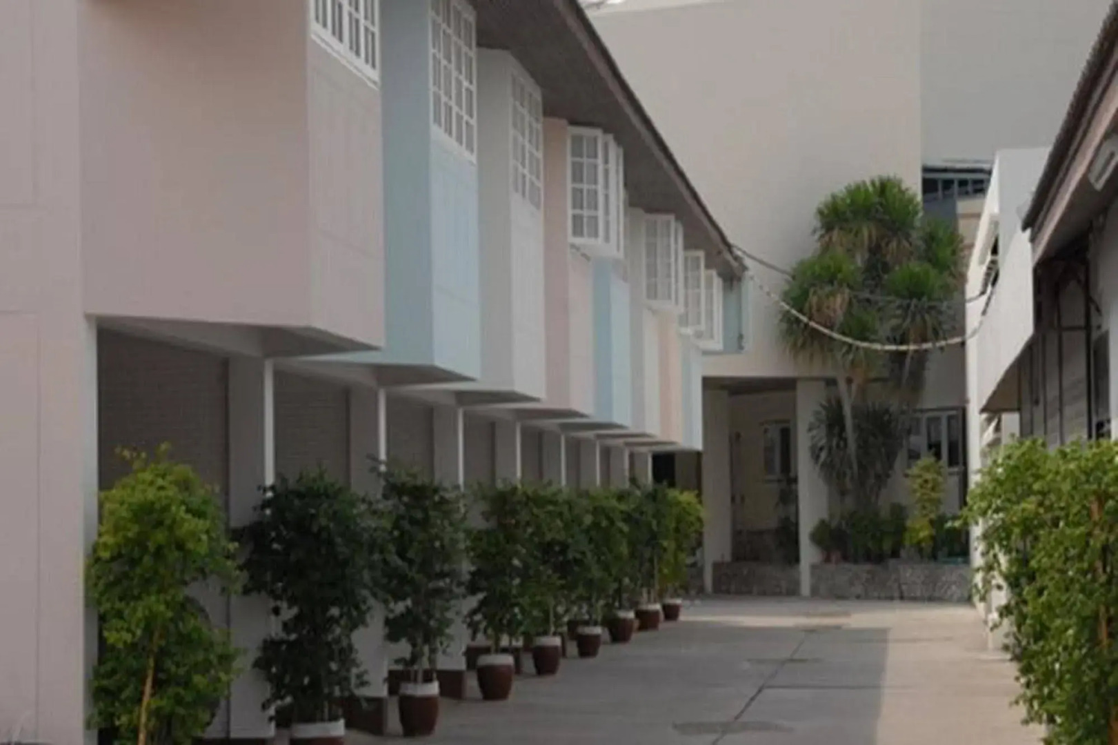 Bangsaen Villa Hotel (SHA Extra Plus)