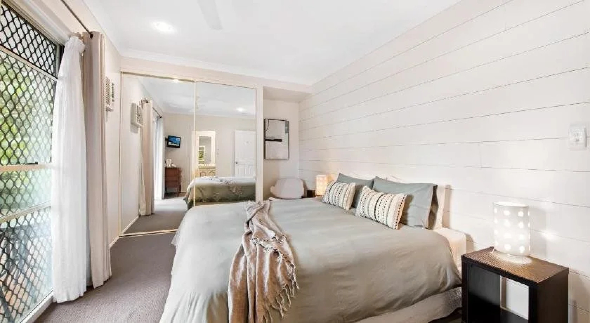 Отель (закрыт)