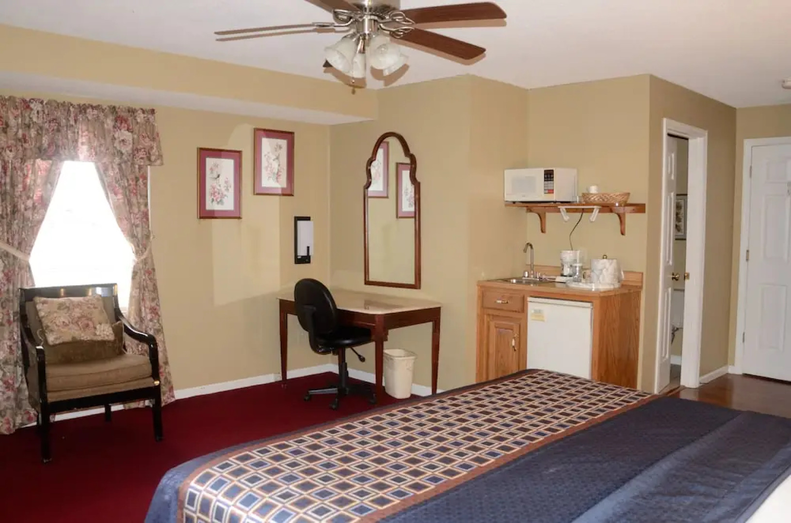 Glasgow Four Seasons Inn