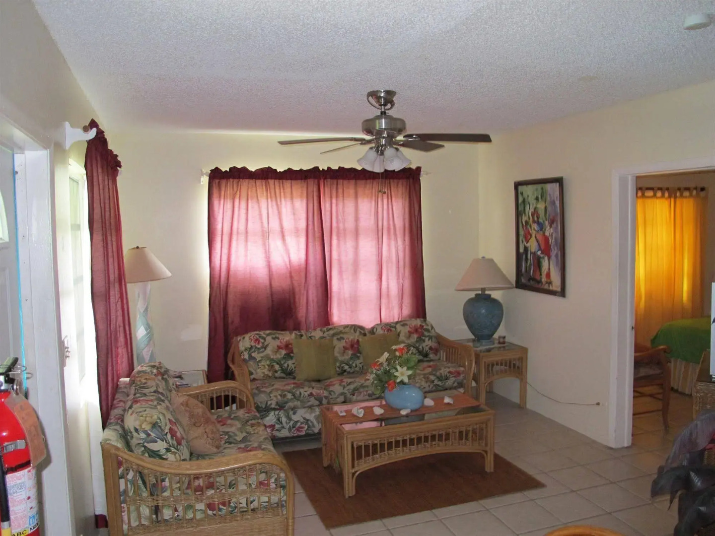 Eldemire's Tropical Island Inn