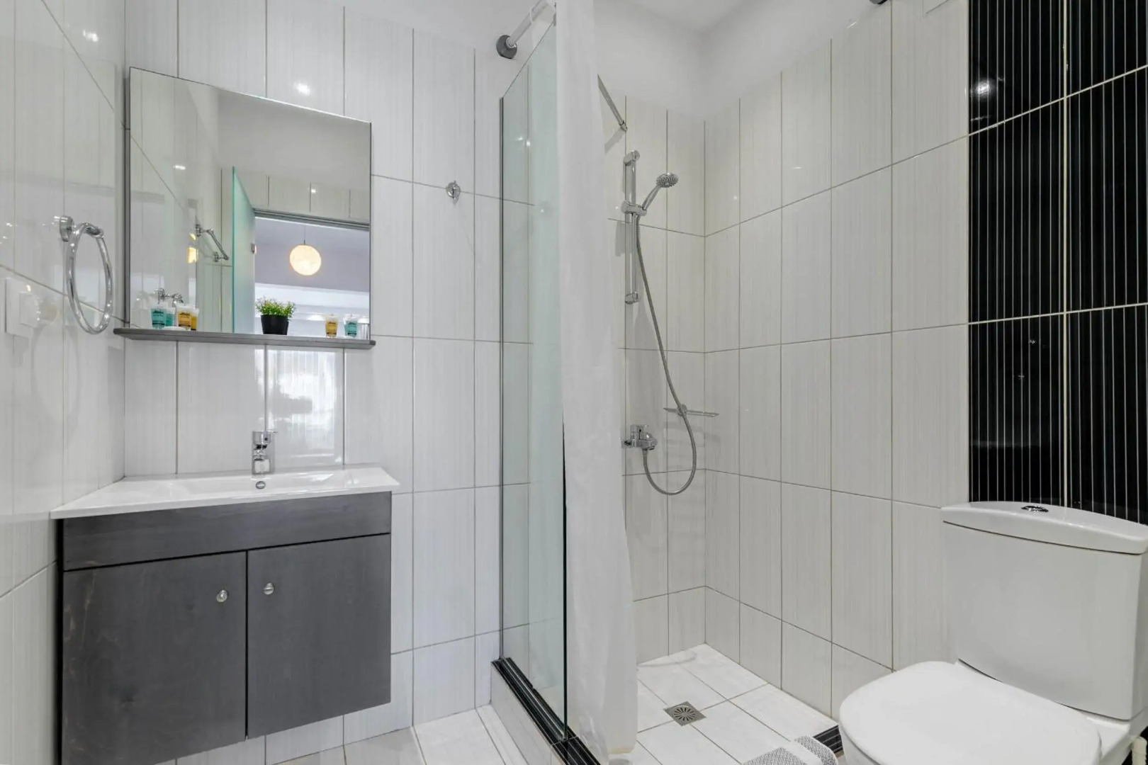 Palapart Gikas Suites And Studios