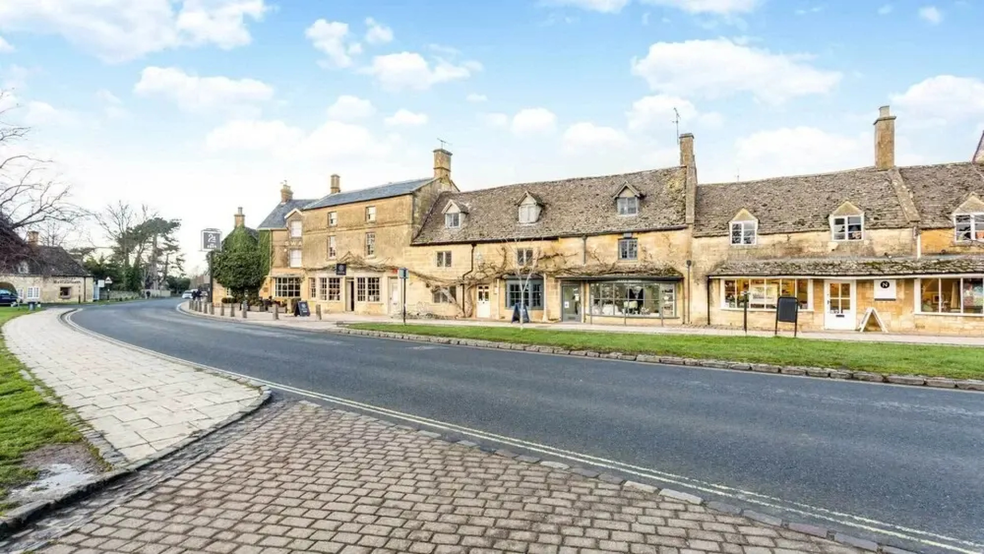 Stunning Cotswolds Mews Home in Broadway Village