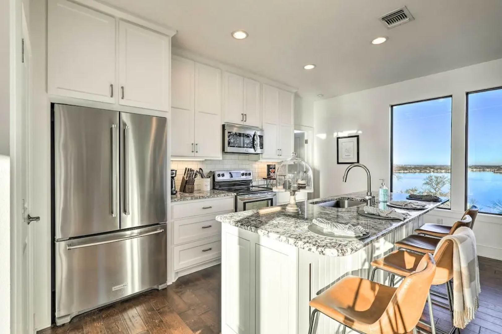 Modern 'lakeview Hilltop Retreat' w/ Game Garage!