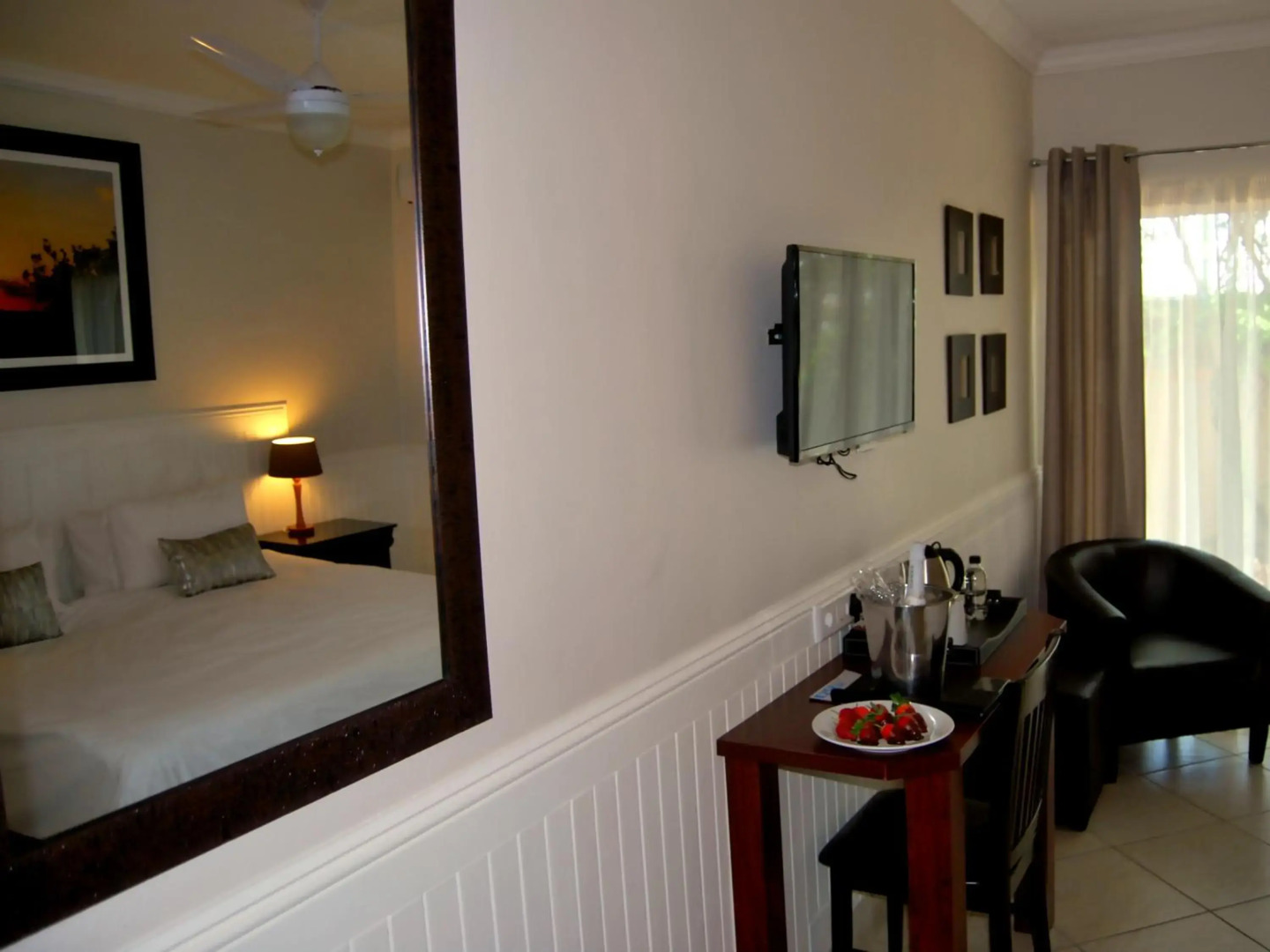 Safari Hotel & Convention Centre