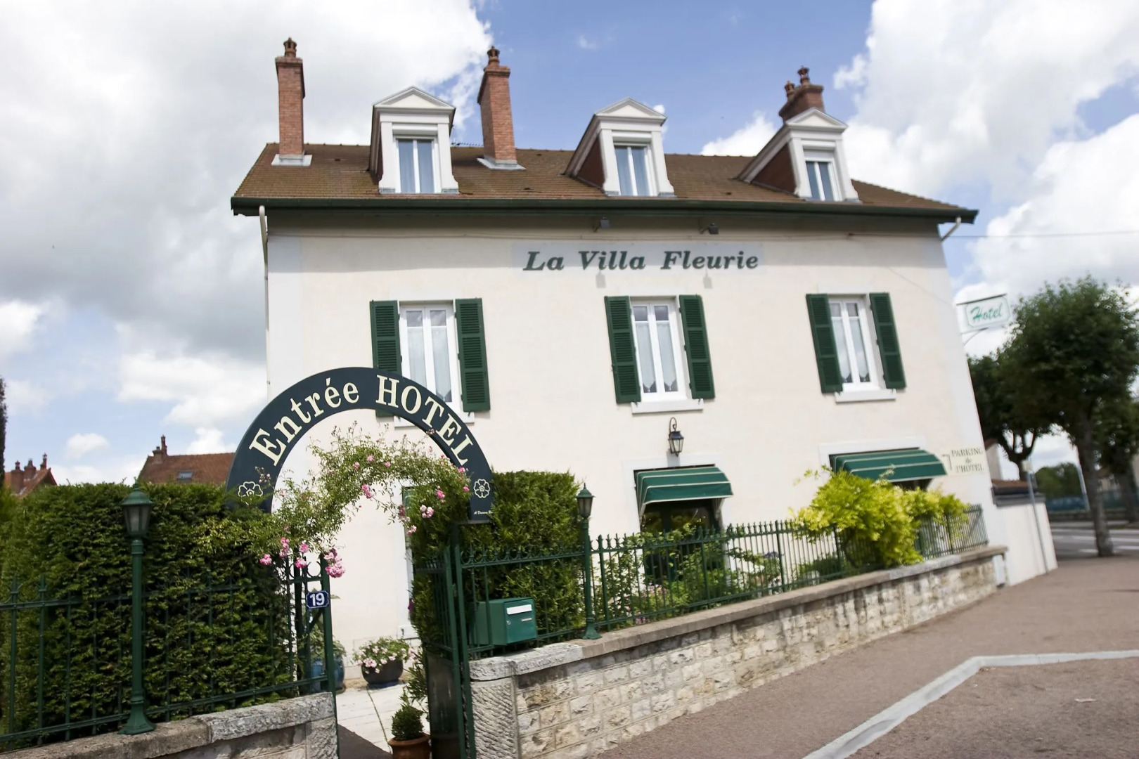 Hôtel La Villa Fleurie