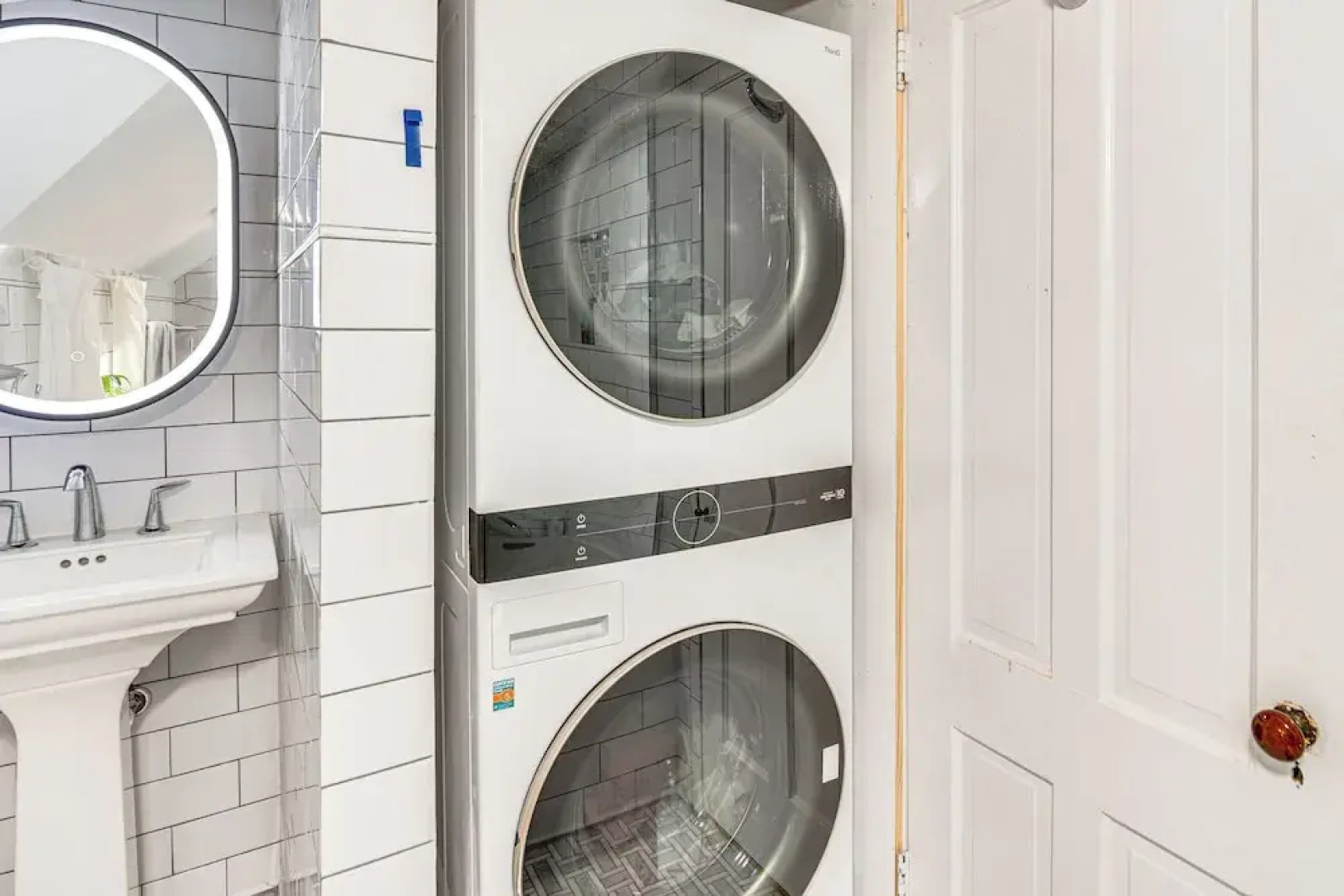 Private Heated Pool: Family Cottage in Plymouth!