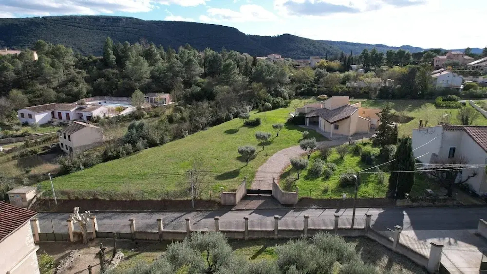 Villa in France With Private Pool & Garden