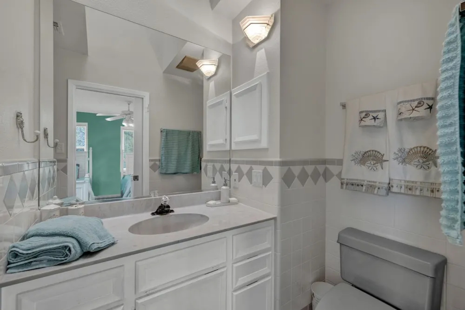 Canyon Lake Luxury Pool Games & Stunning Views