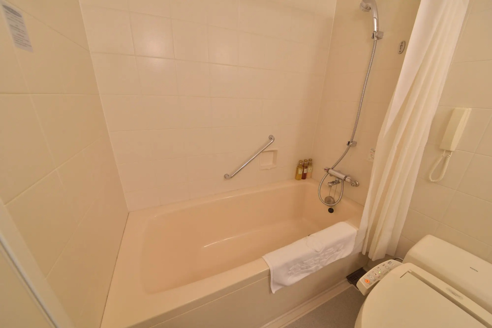 Отель Okayama Koraku 