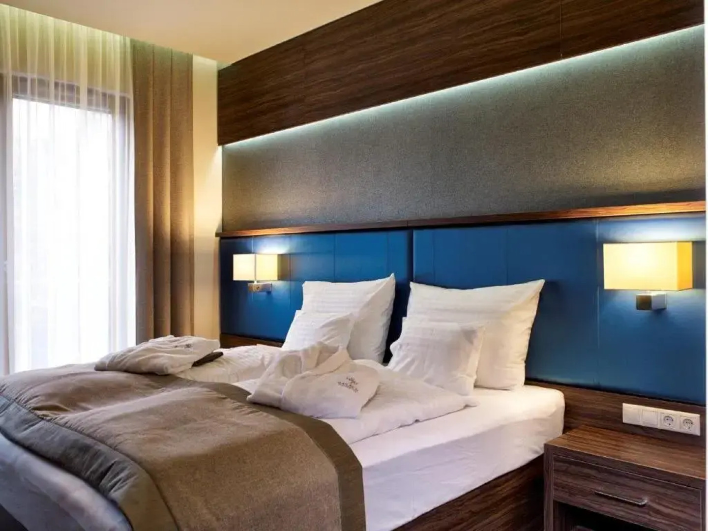 Aqua Camp Mobilházak - Thermál Kemping Tiszakécske