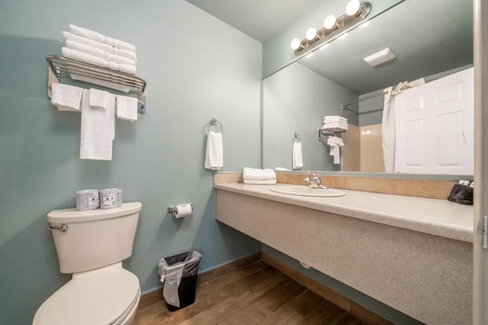 The Hamilton - Lakefront & Studio Suites, Hot Springs