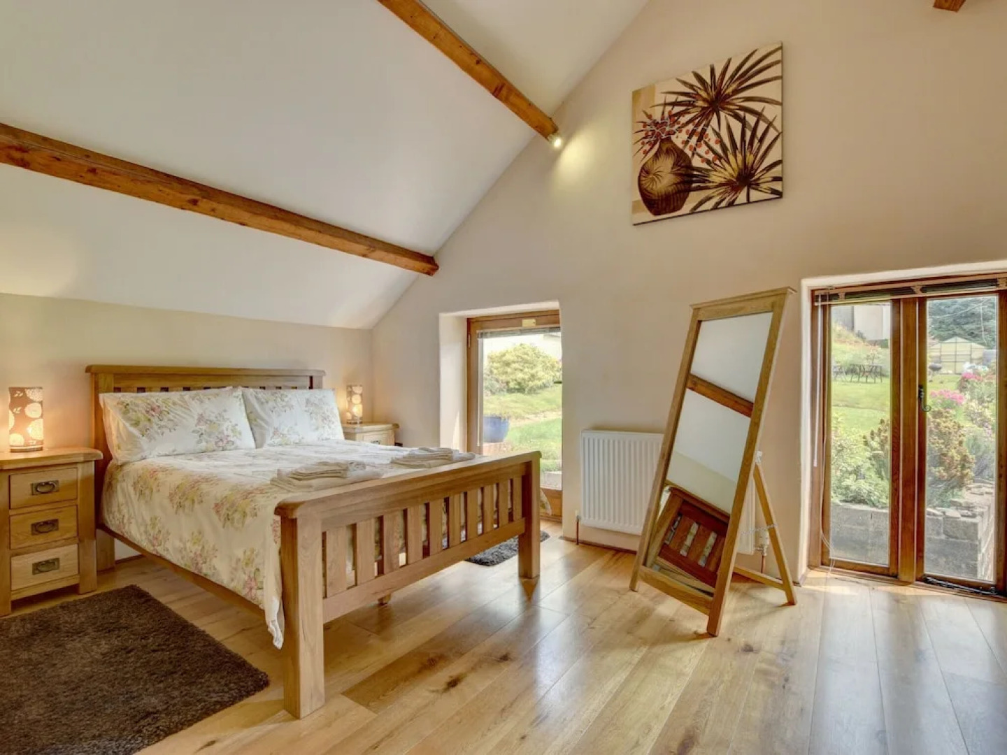 Lovely Apartment in Converted, Stone Barn Located in Tiverton