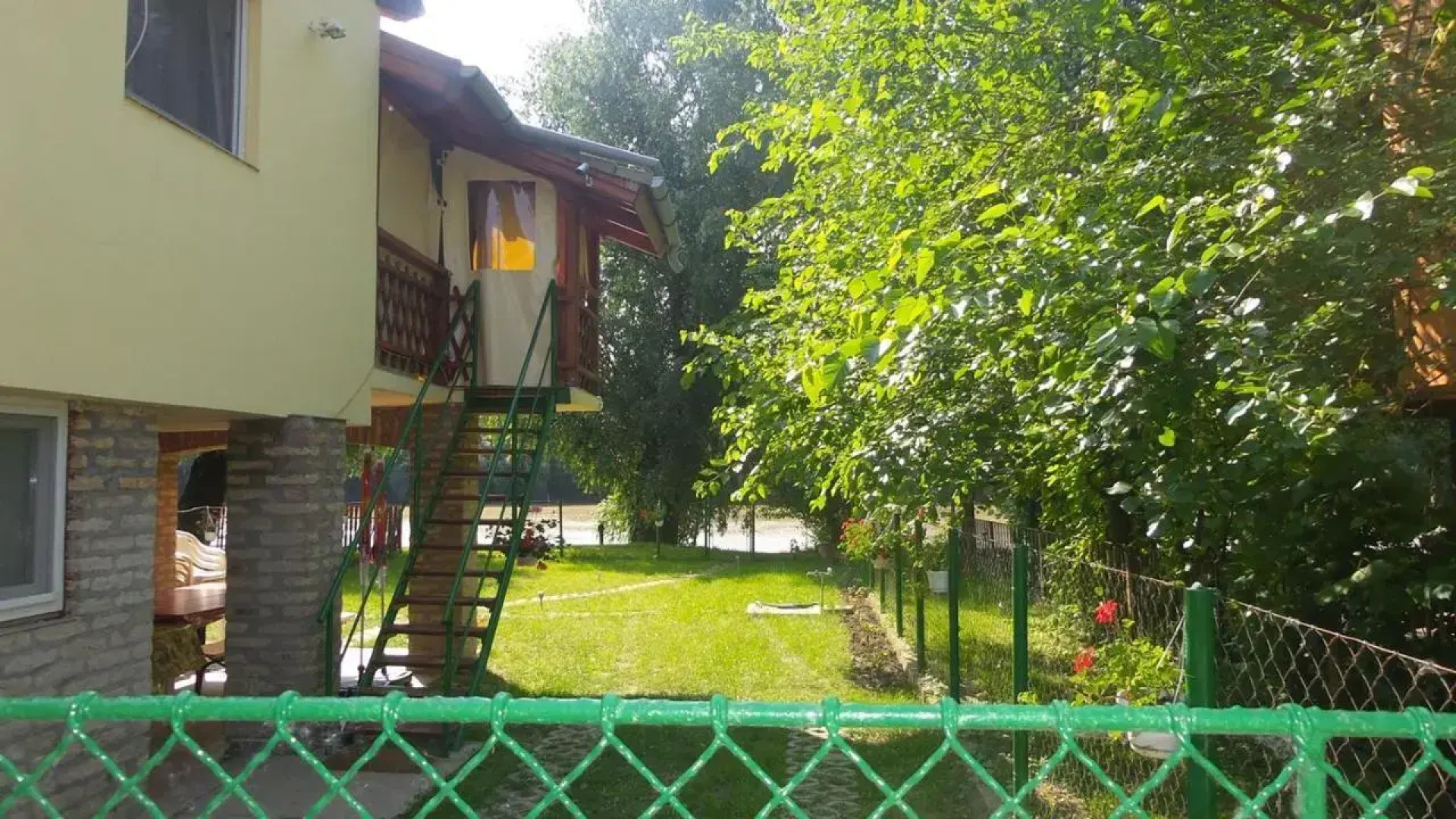 Tiszavirág Vendégház