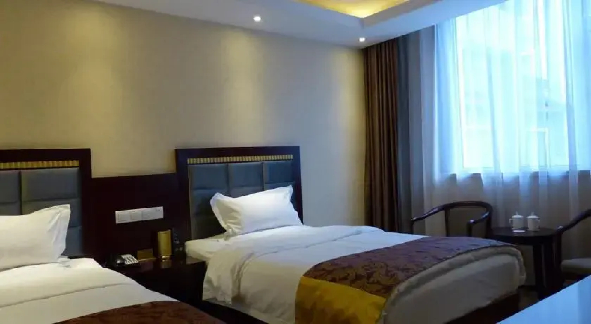 Wutaishan Golden Hills Hotel