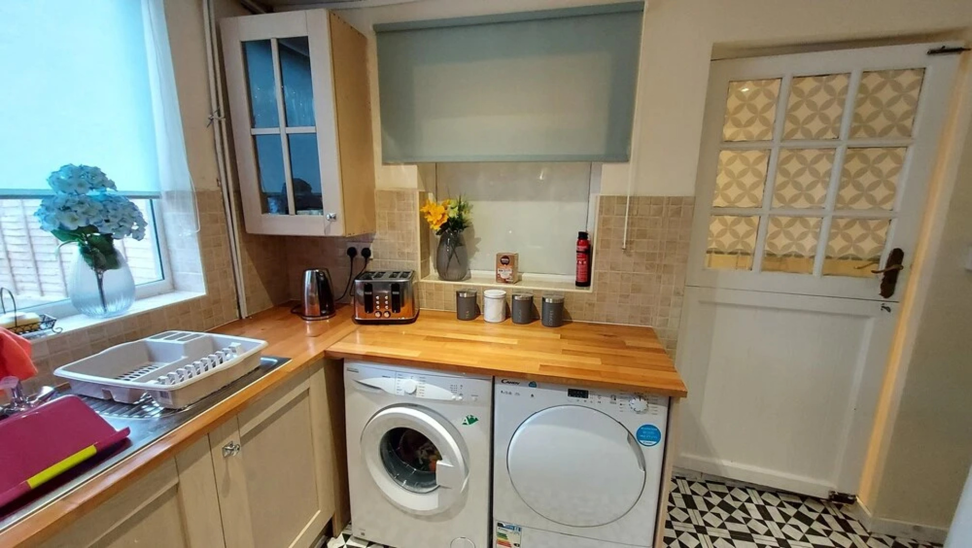 Ravensdale Villa- Ideal For Longer Stays in Kent