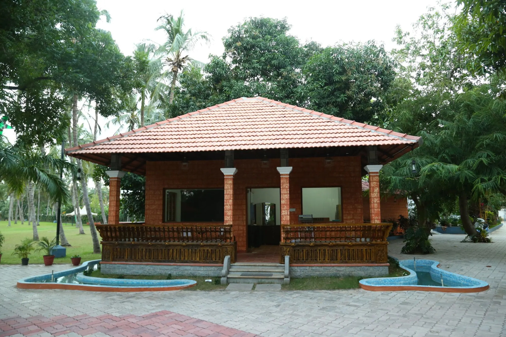Mermaid Resort Kelambakkam