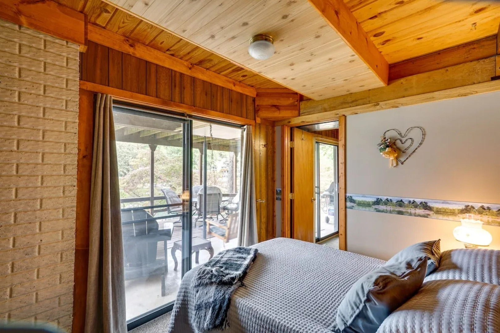 Lakefront Sunrise Beach Cabin w/ Private Dock!