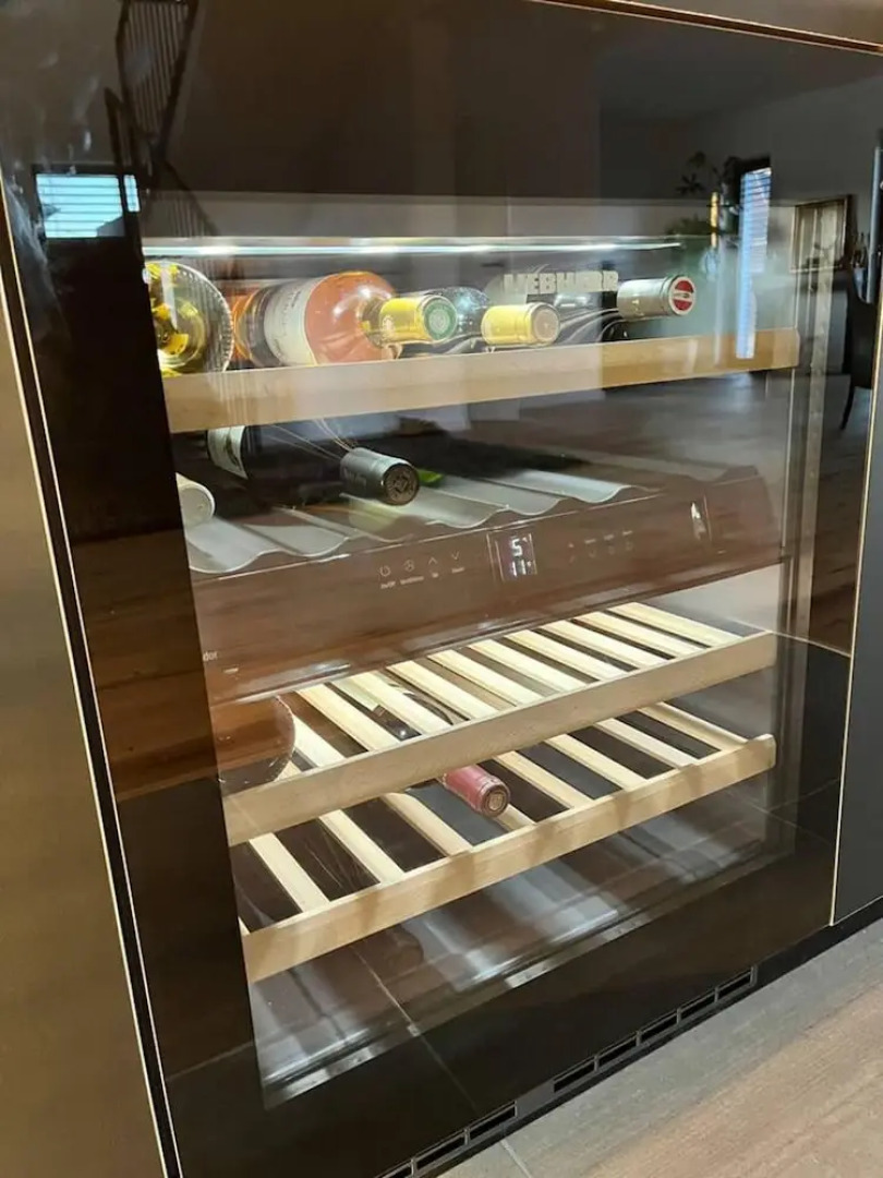 House - Sleeps 8 - Pets Ok - Garden - Parking