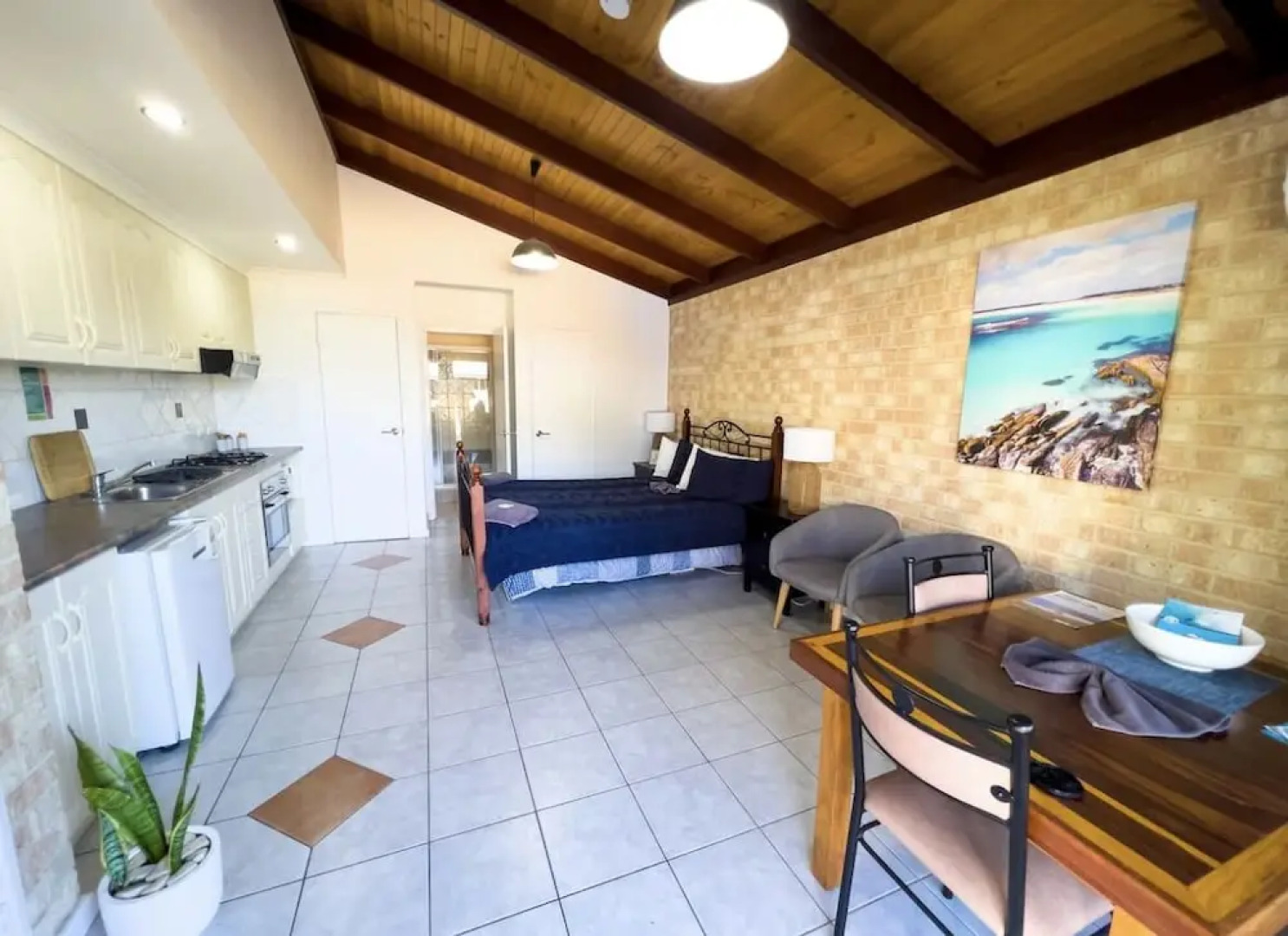 Esperance Foreshore Apartments