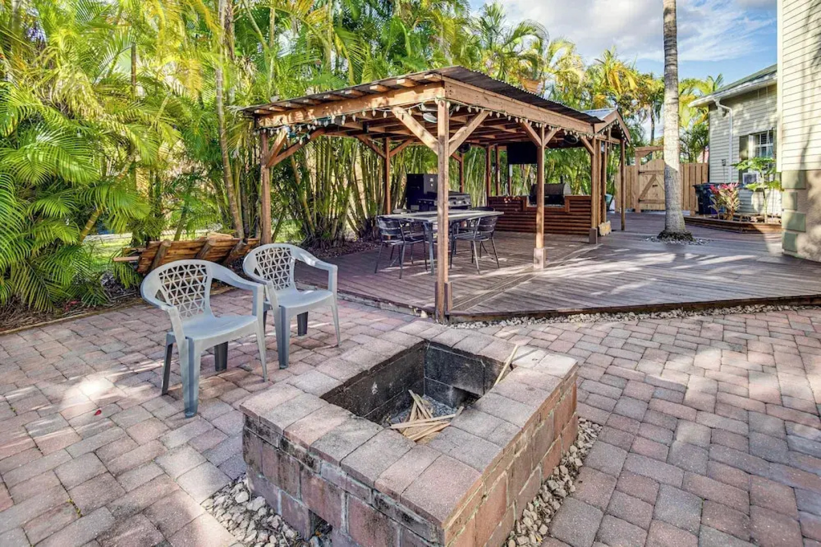 Fort Myers Getaway w/ Hendry Creek Access!