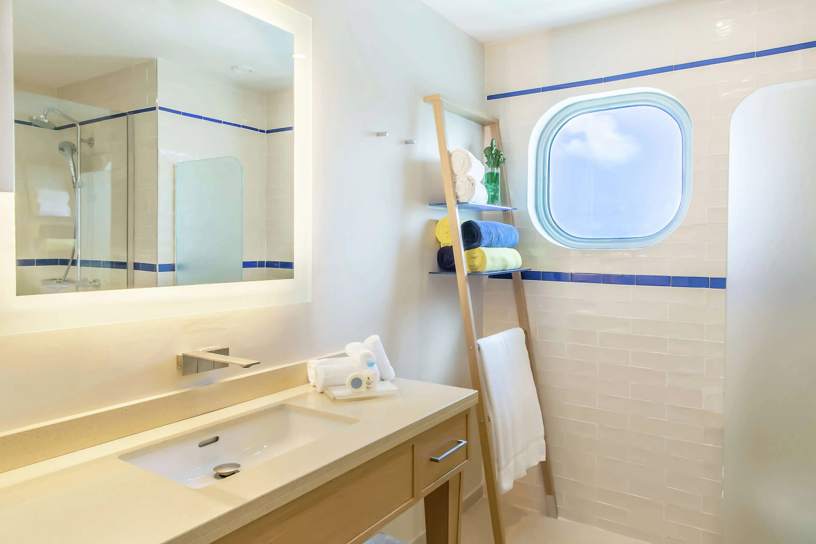 Harbor Club St. Lucia, Curio Collection by Hilton