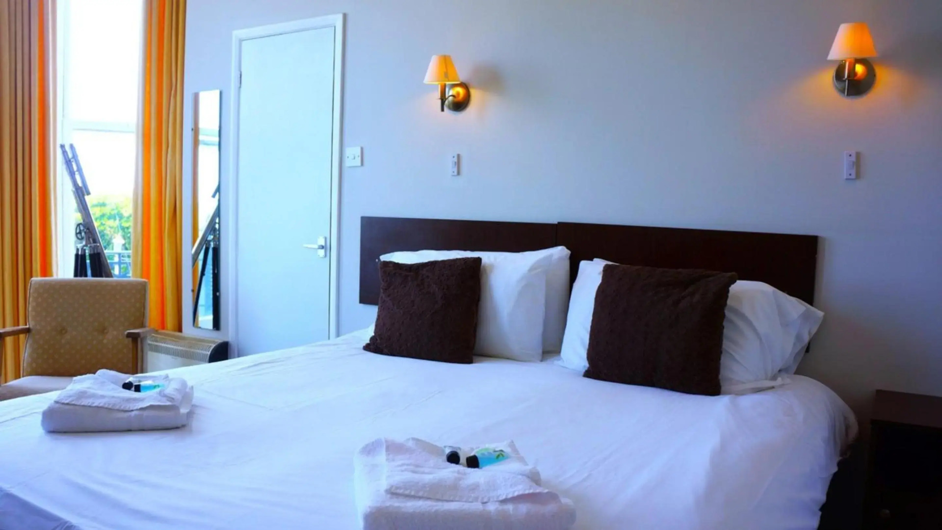 OYO Oban Hotel