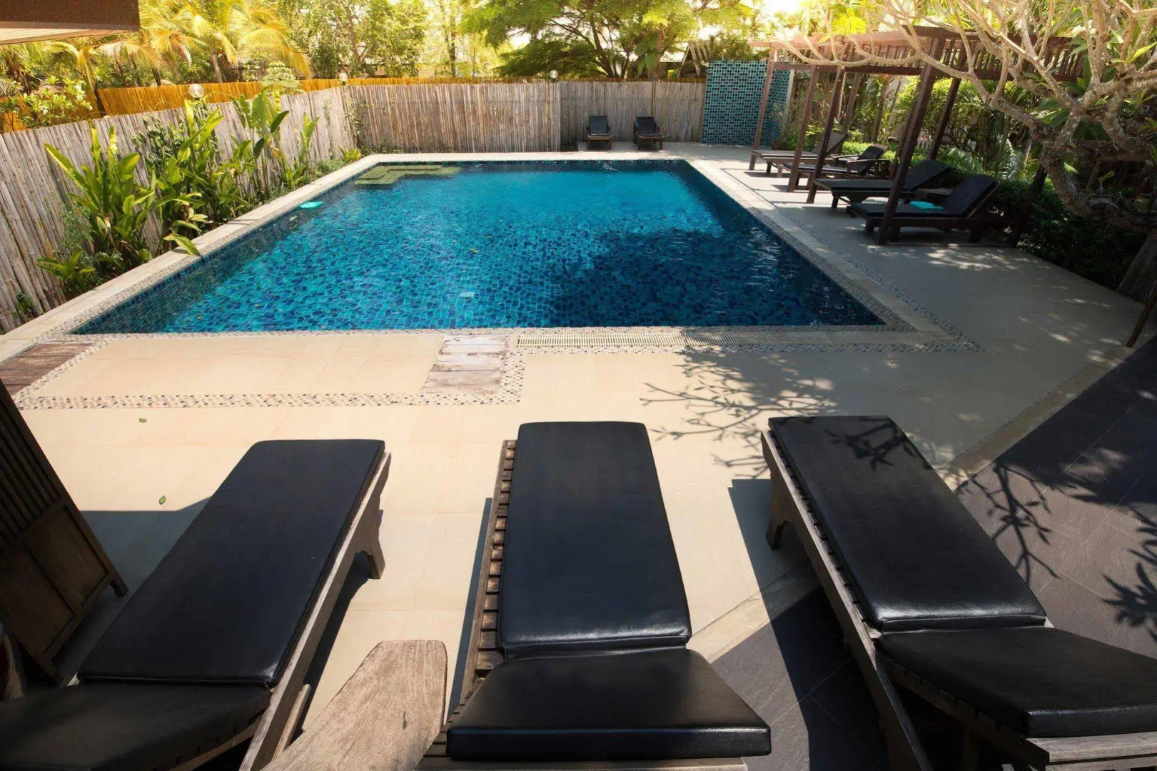 Dorm of Happiness by Tharaburi