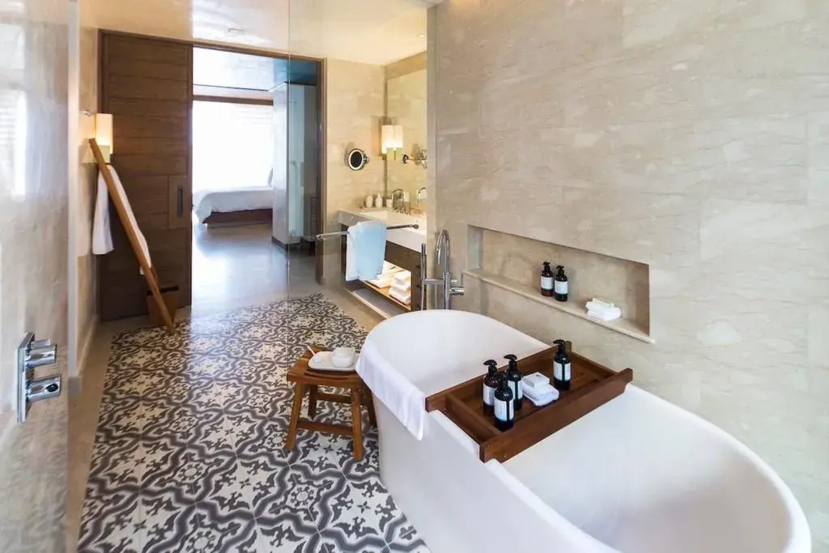 Chileno Bay Resort & Residences, Auberge Collection