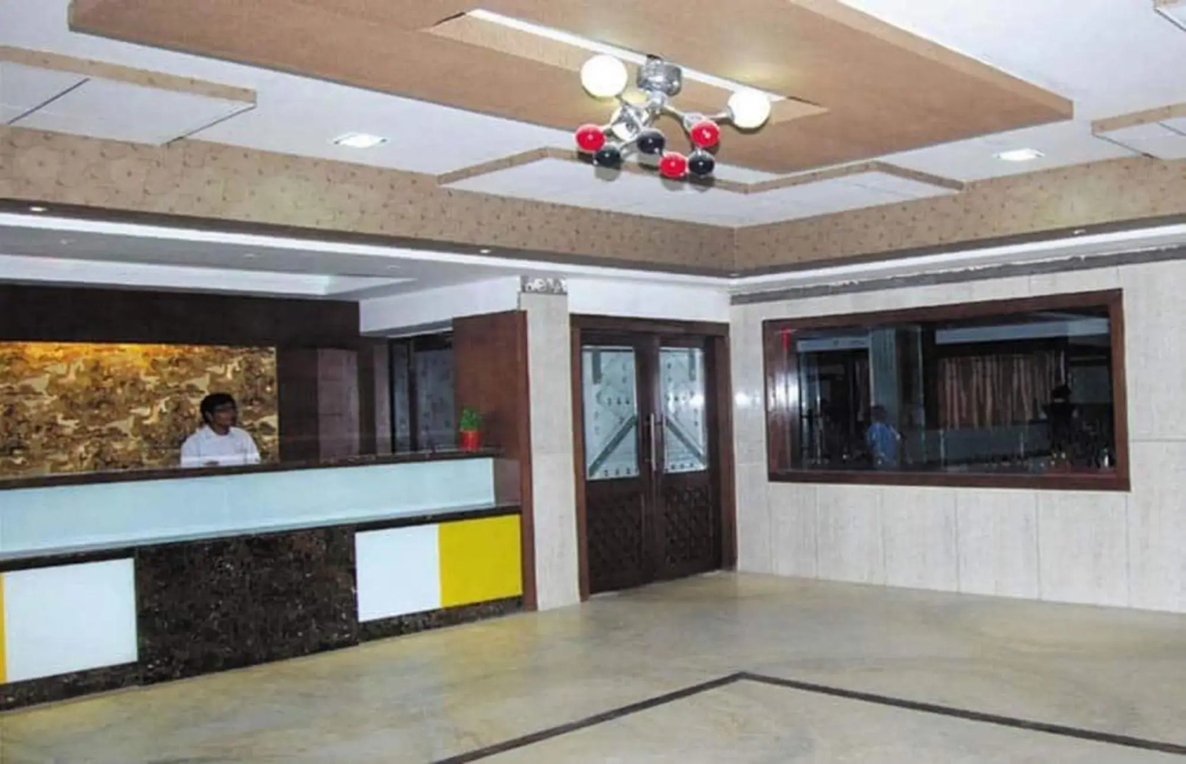 Hotel Mayura A/c