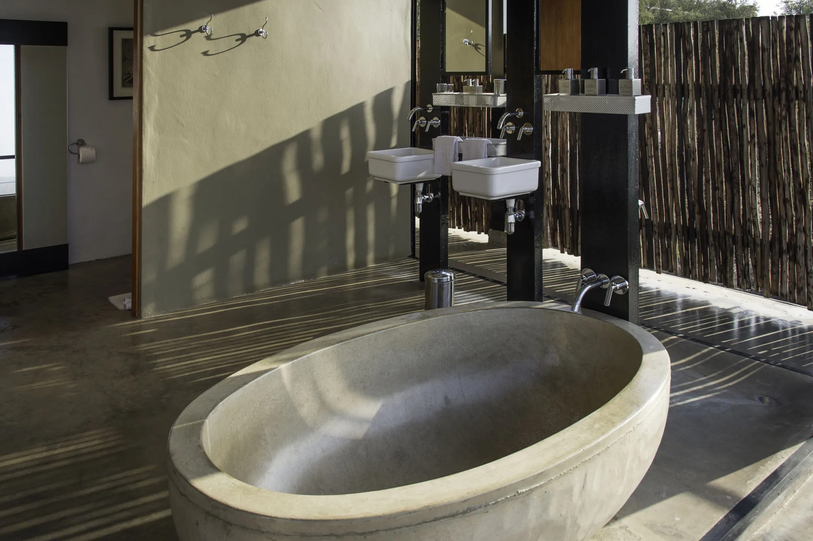 The Outpost & Pel's Post