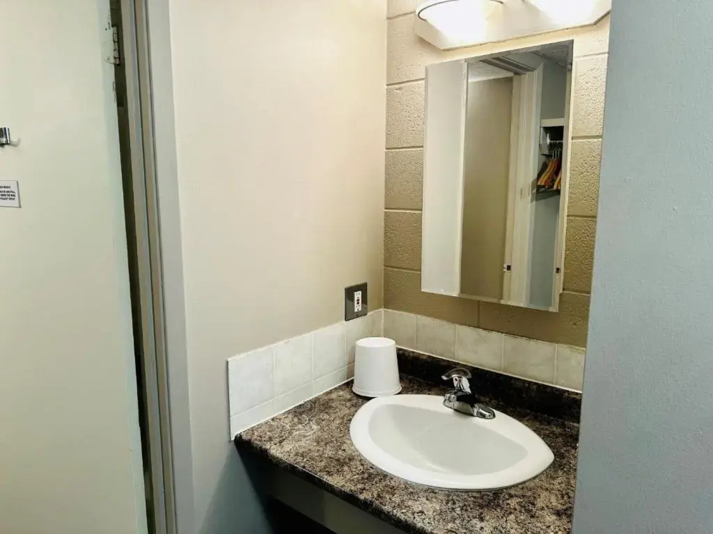 Beaverlodge Motor Inn