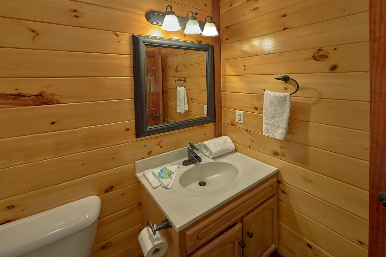 Sweet Tranquility Pool Lodge