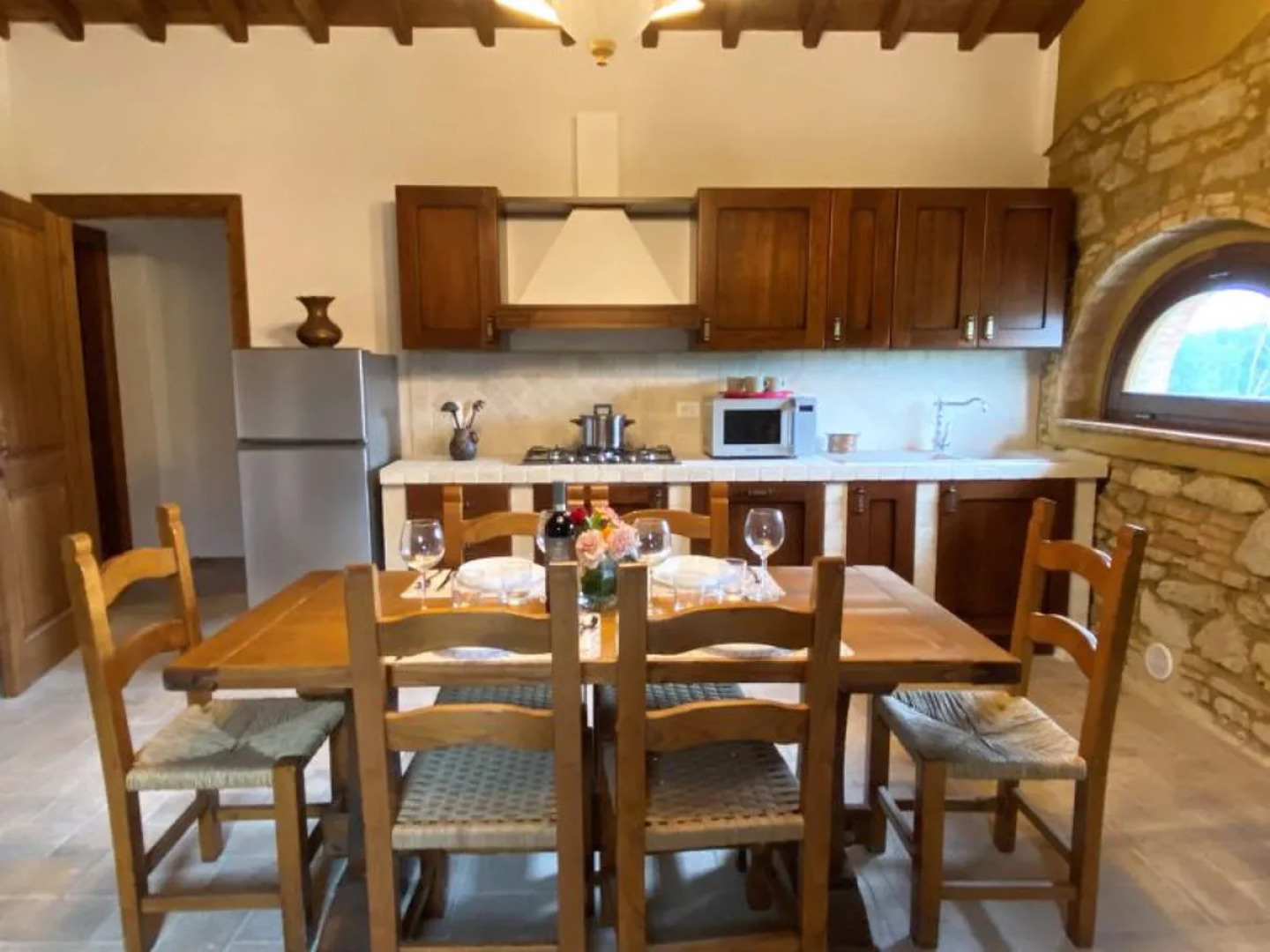 House Aves Guardistallo