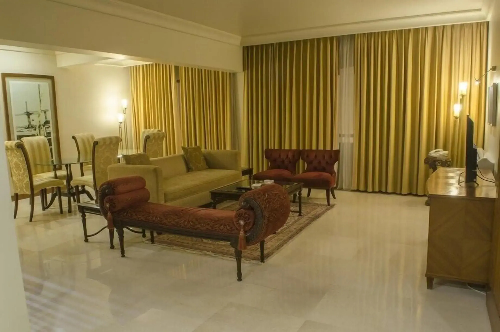 Zaver Pearl Continental Hotel Gwadar