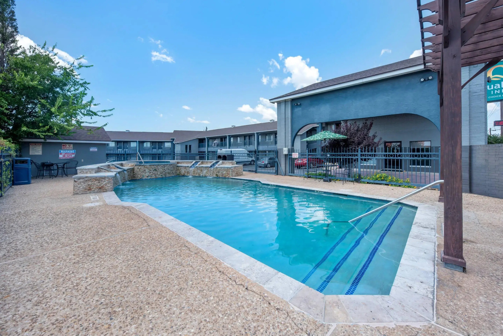 Quality Inn Near Lake Marble Falls