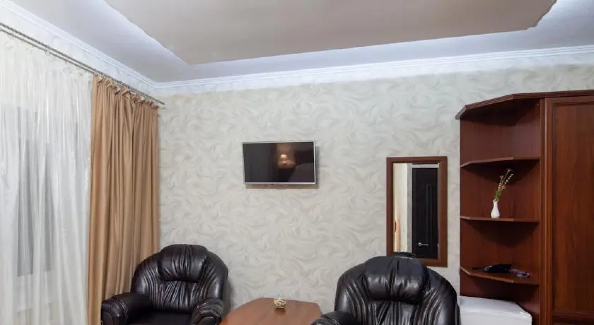 Отель «Элегант»