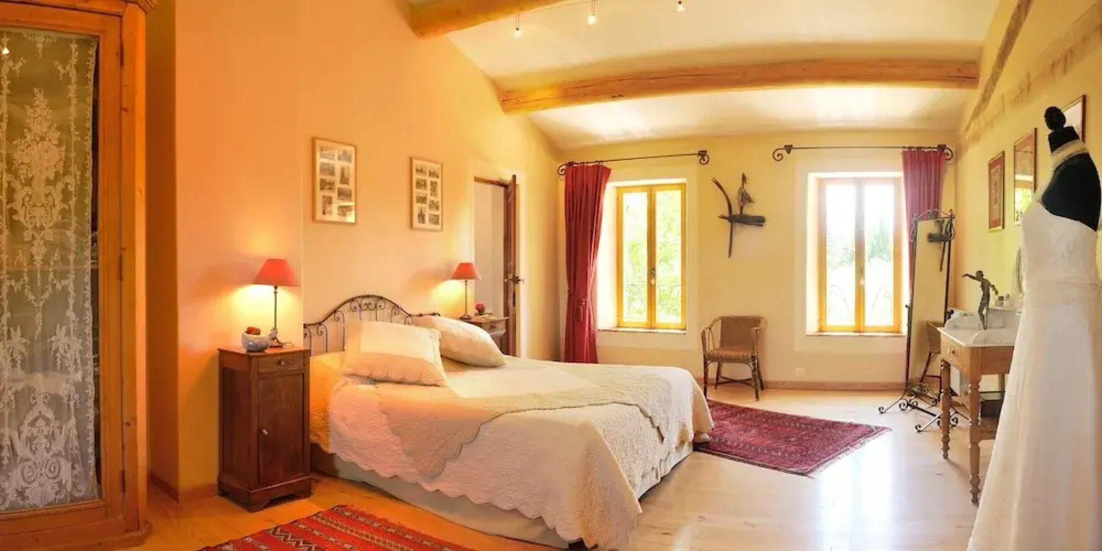 Mansion With 5 Bedrooms In Grans, With Pool Access, Furnished Garden And Wifi - 30 Km From The Beach