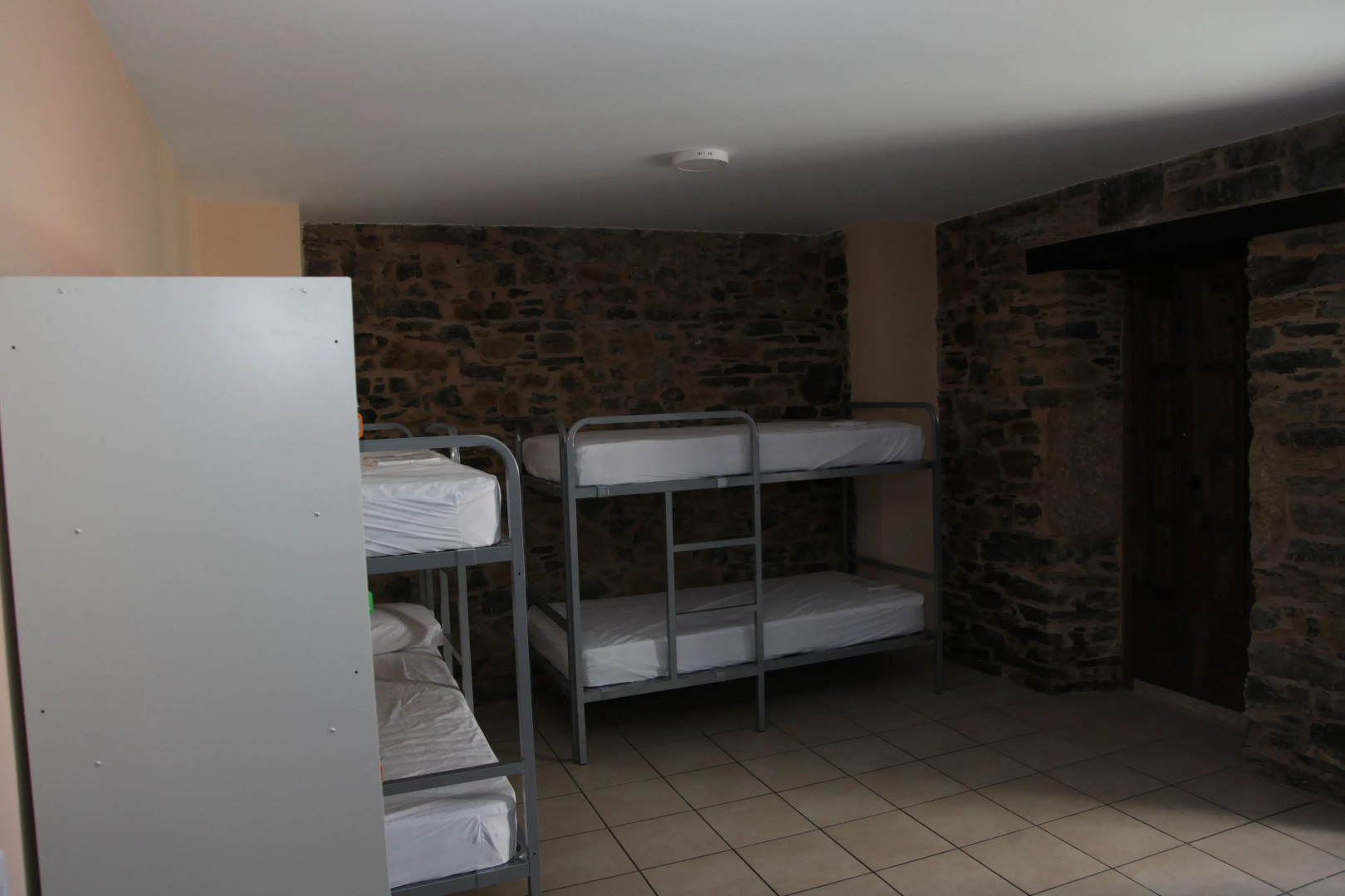 Pensión San Antón - Hostel