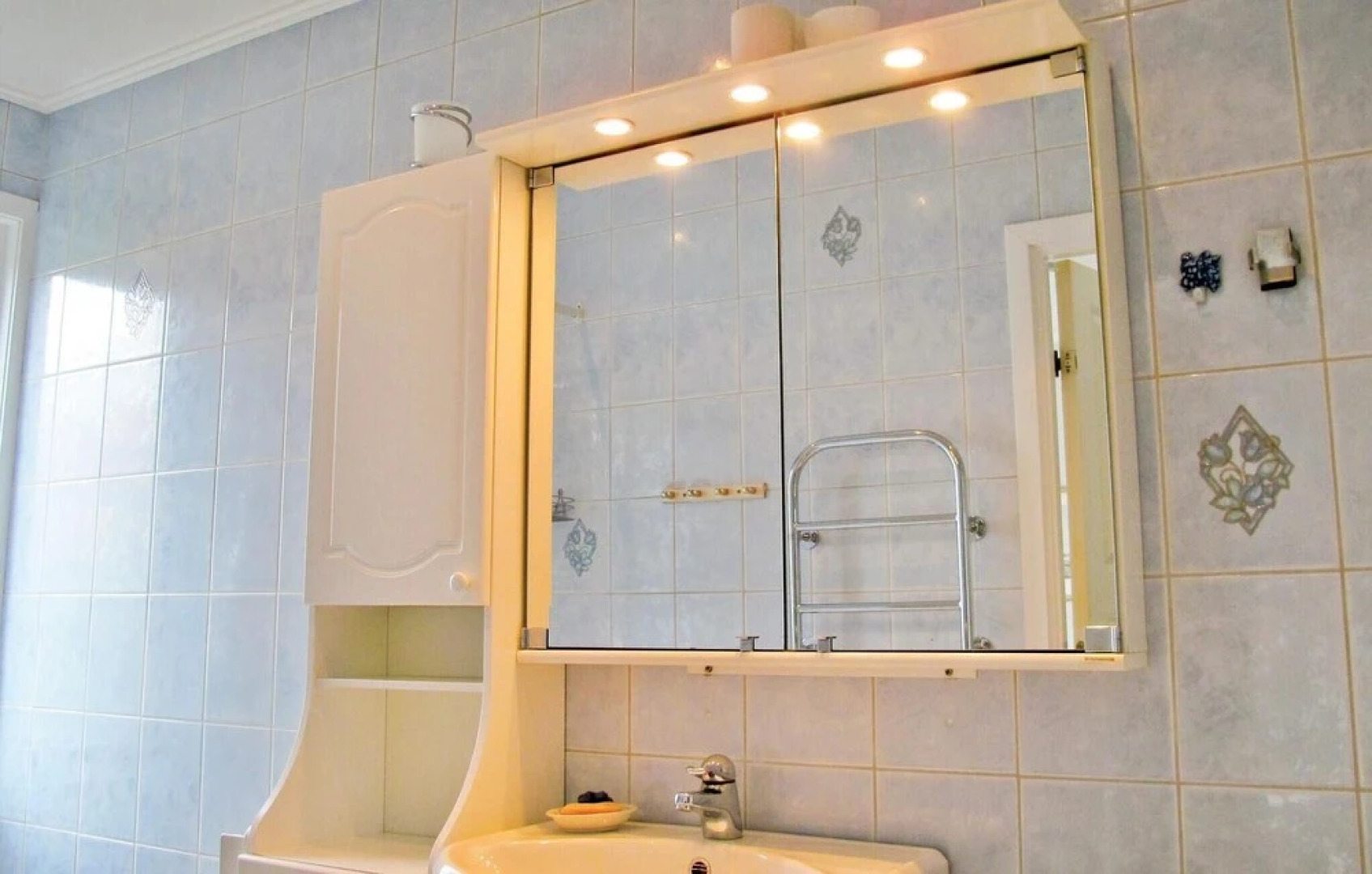 Amazing Home in Lysekil With 4 Bedrooms, Sauna and Wifi