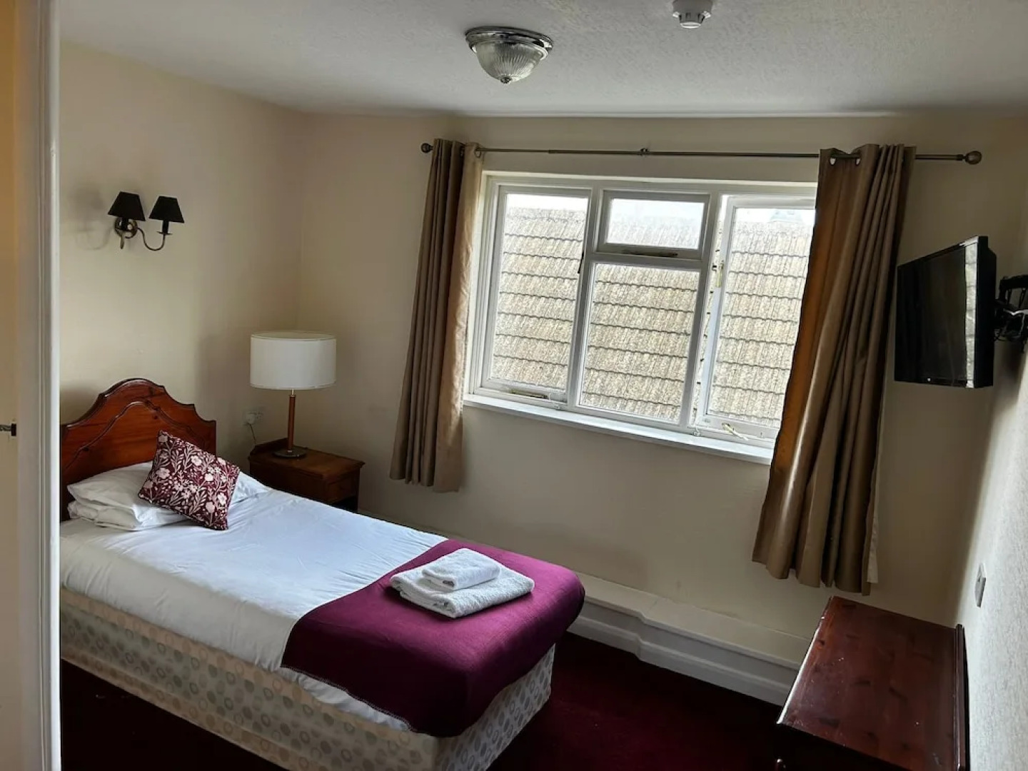 The Rose and Crown Hotel