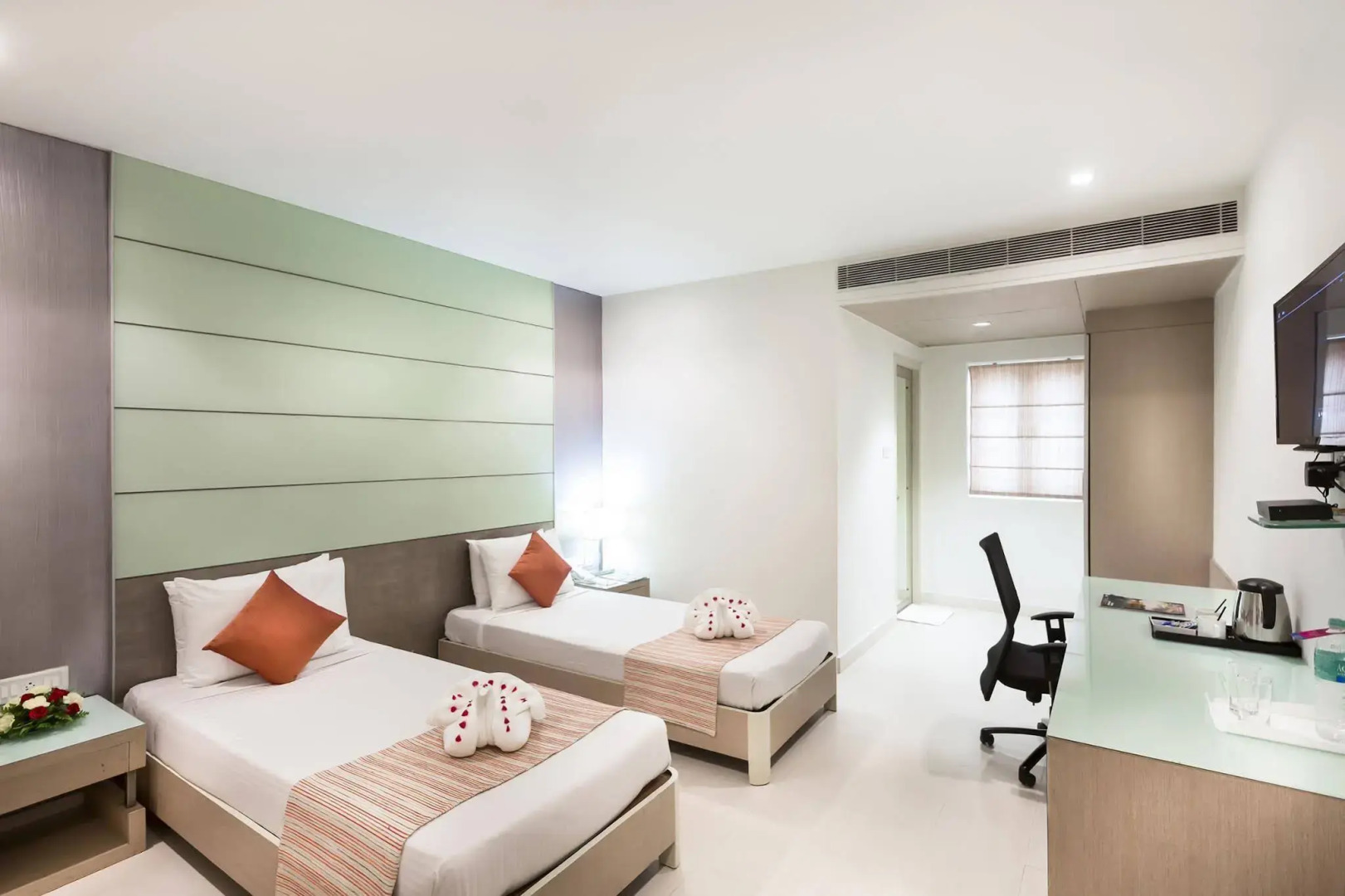 The Lotus Apartment Hotels - Burkit Road