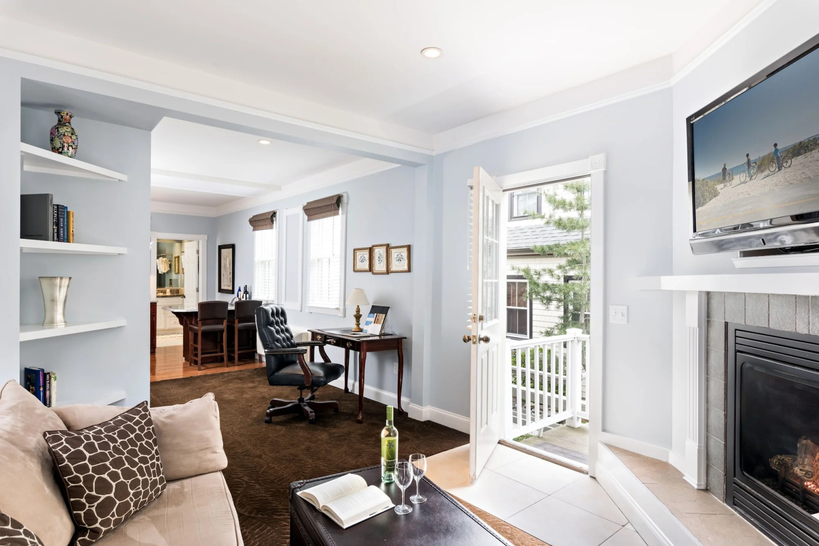 Crowne Pointe Historic Inn & Spa - Adults Only