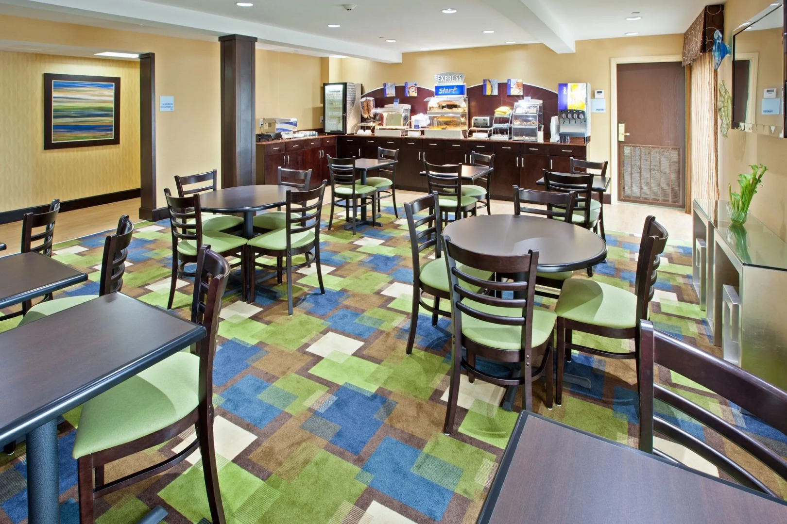 Holiday Inn Express Bowling Green by IHG