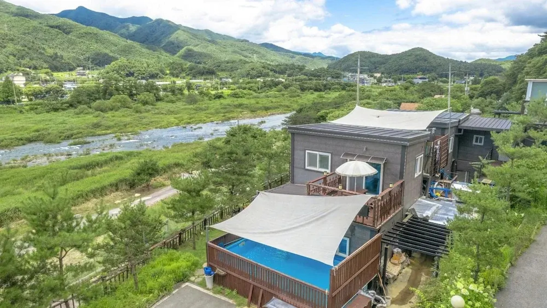 Gapyeong Myeonyeokgongbang Private Villa