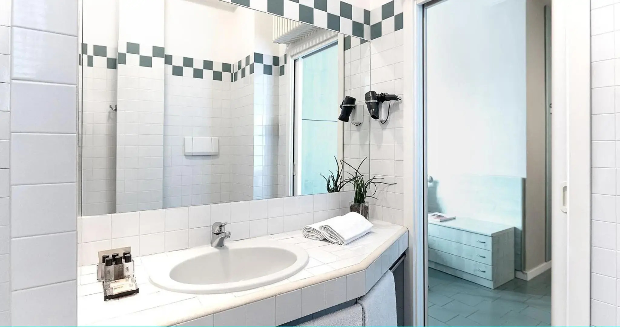 Victoria Palace Hotel